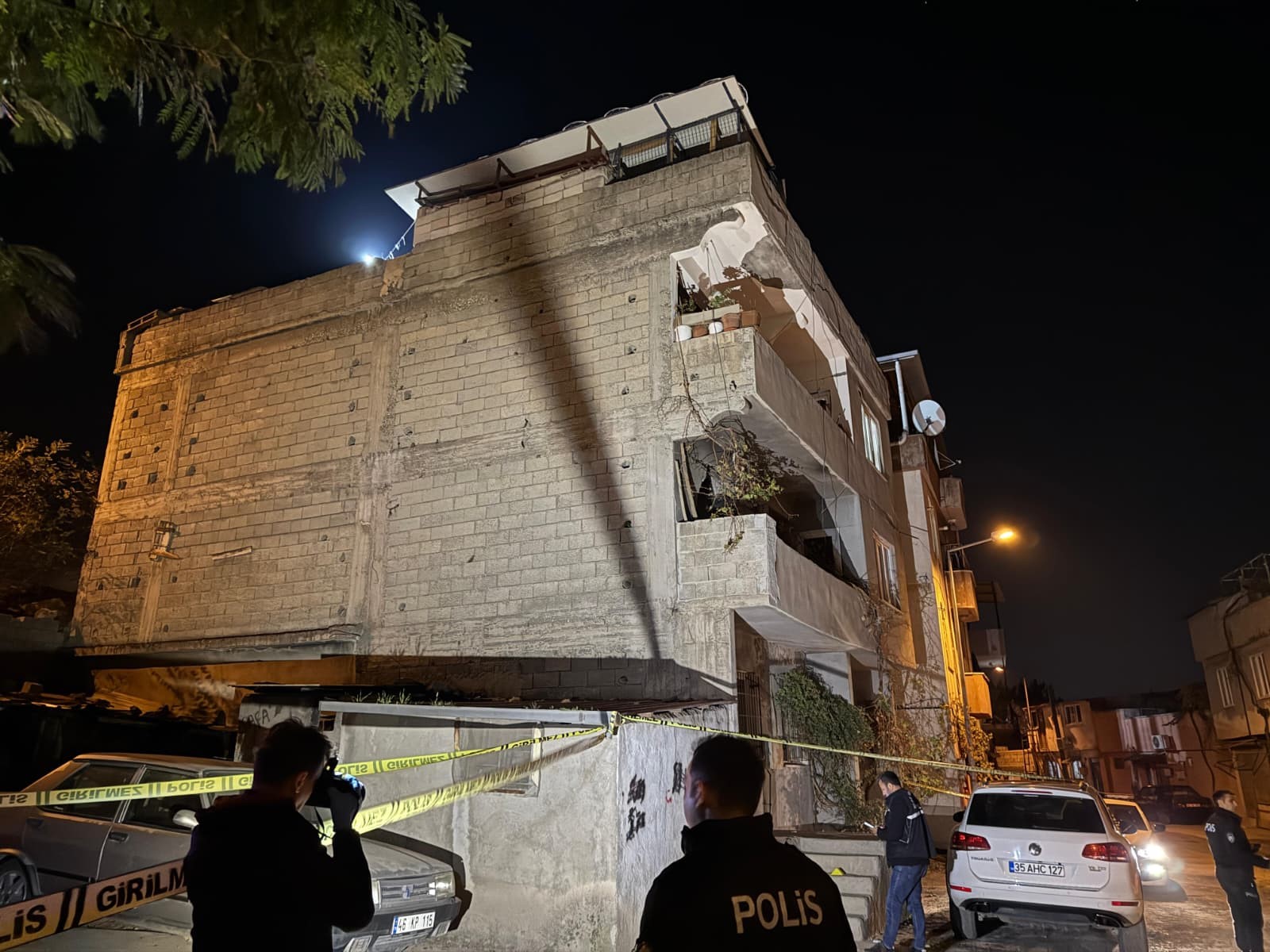 Aile Icinde Kan Dokuldu5 04