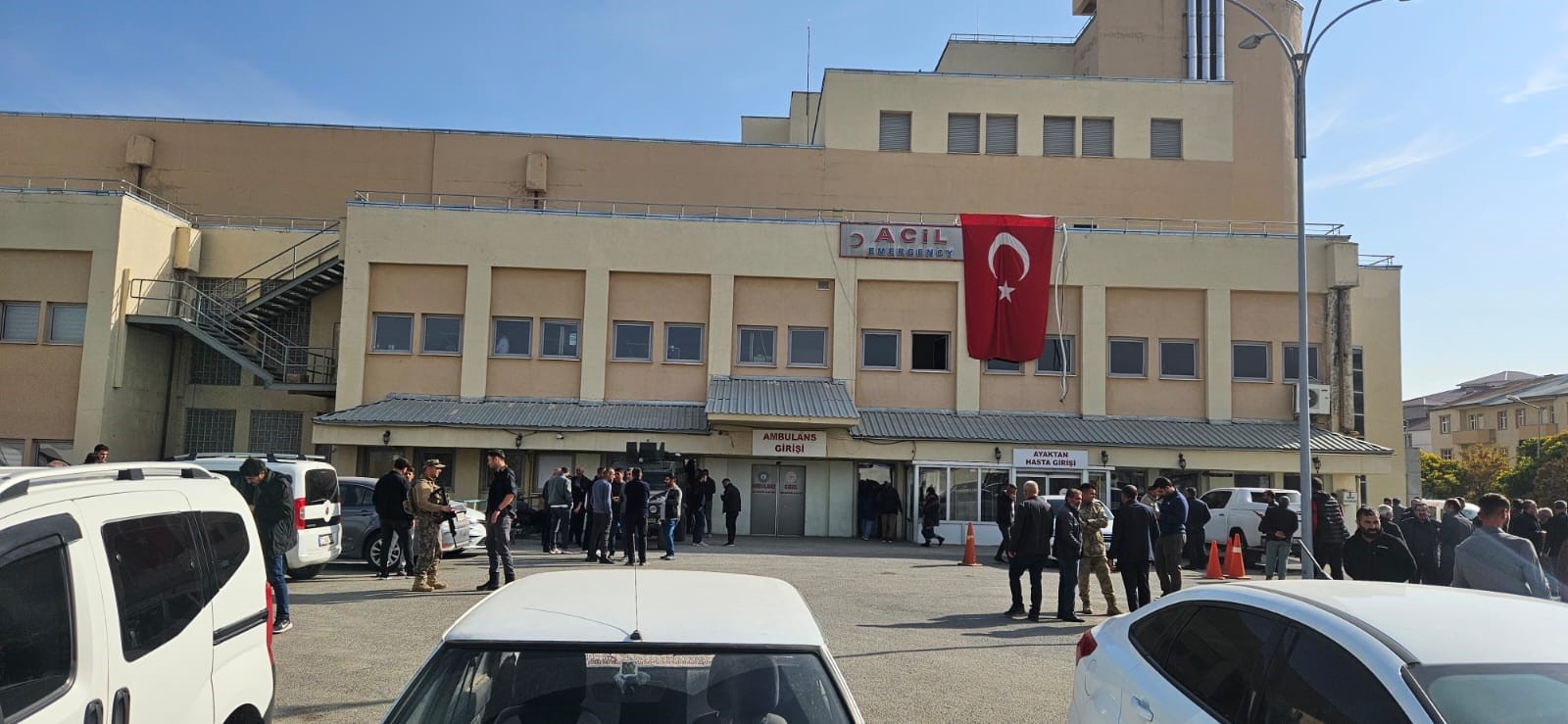 Aileler Arasındaki Gerilim Kanlı Bitti İki Kardeşten Biri Hayatını Kaybetti (5)