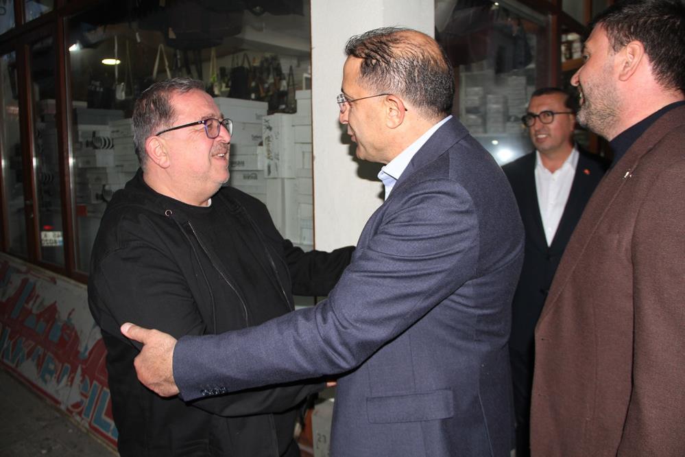 Ak Parti İl Başkanı Turgut Ve 17 Ilçe Başkanı Kula’da Esnafla Buluştu (4)