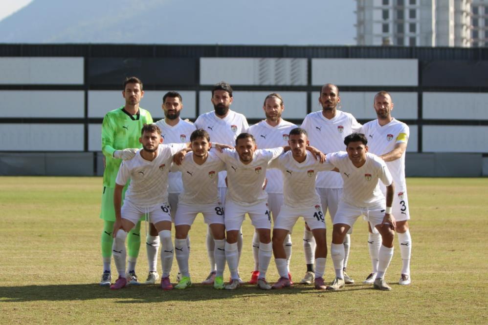 Akhisar 45 Futbol Sk Namaglup Unvanini Surdurdu (2)