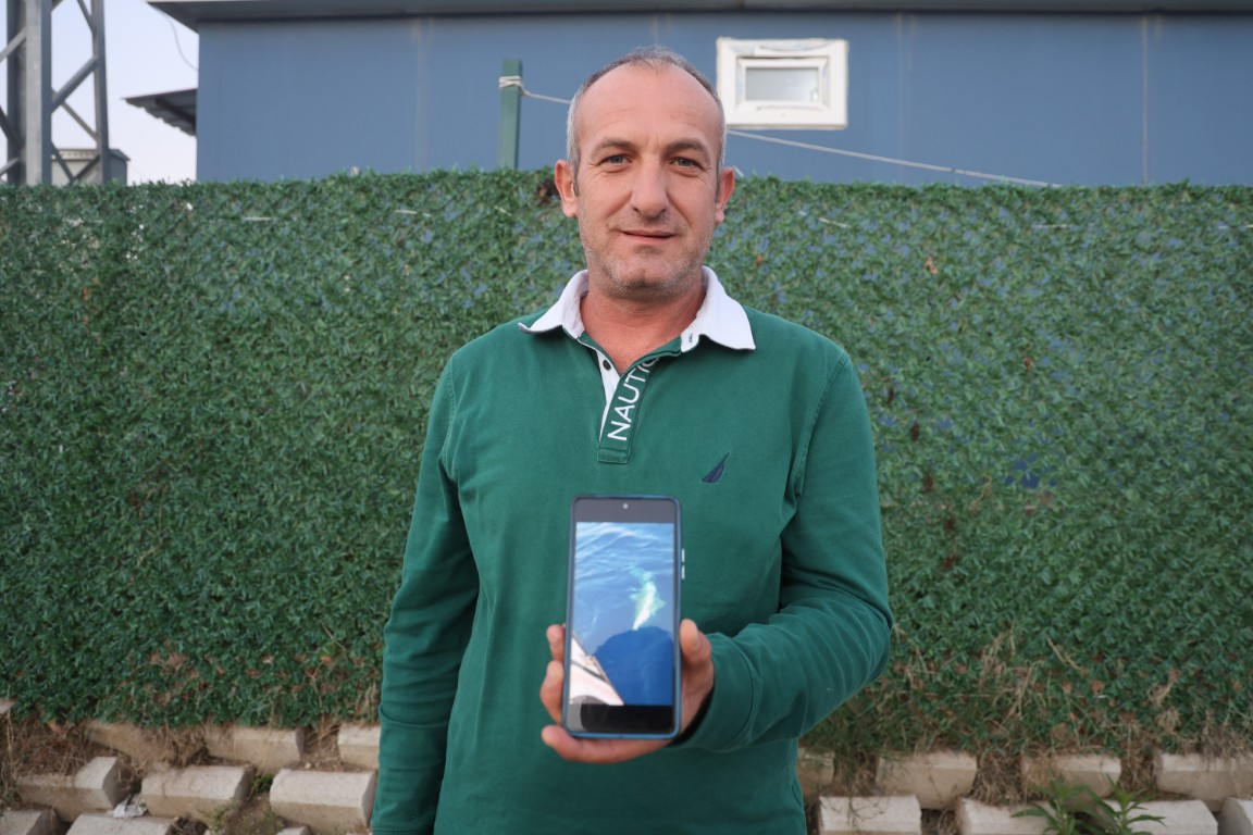 Amator Balikcinin Dev Kopek Baligiyla 1 Saatlik Nefes Kesen Mucadelesi (4) (Orta)