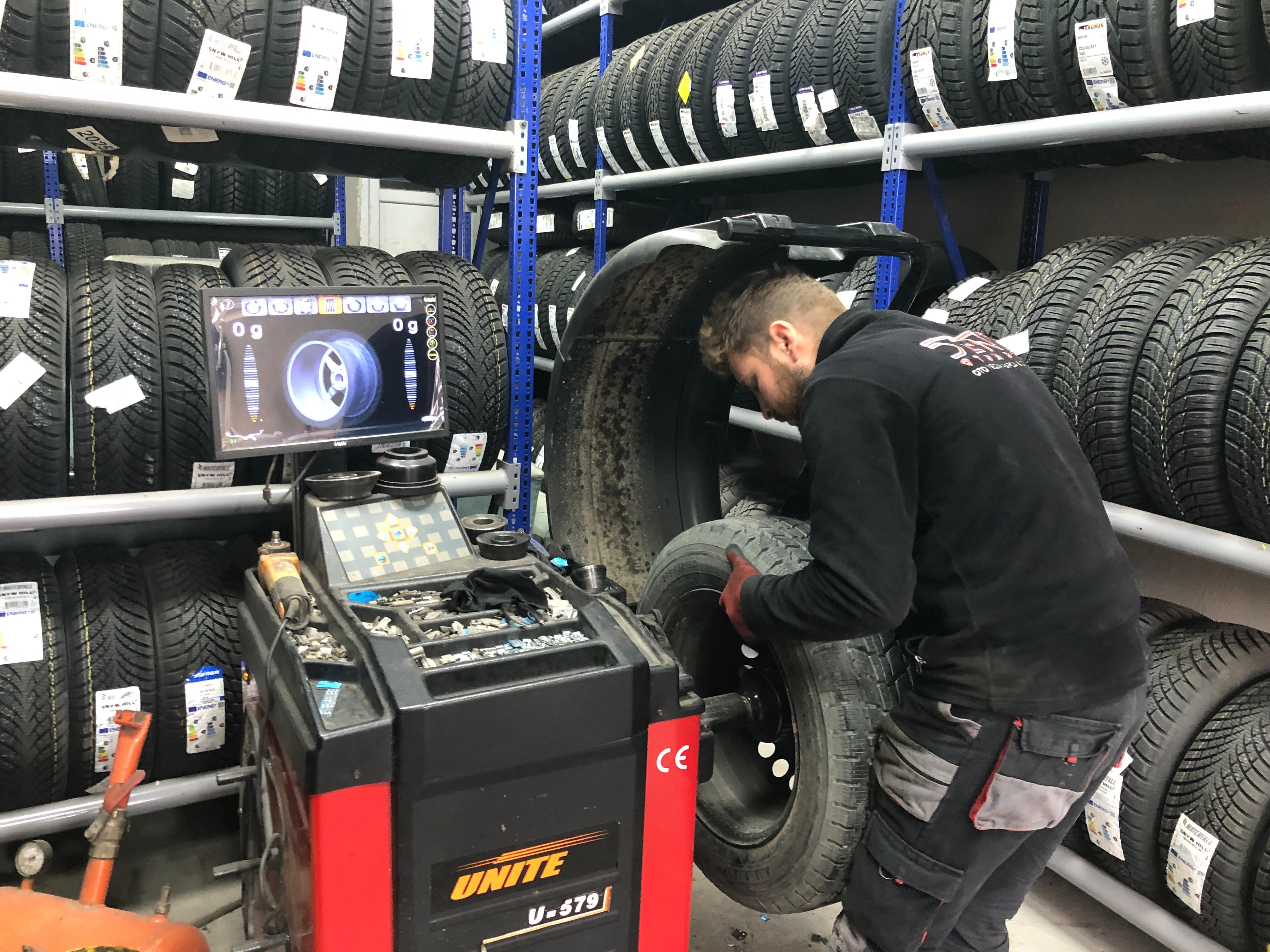 Arac Sahipleri Dikkat Lastik Degistirdim Bitti Sanmayin (3)