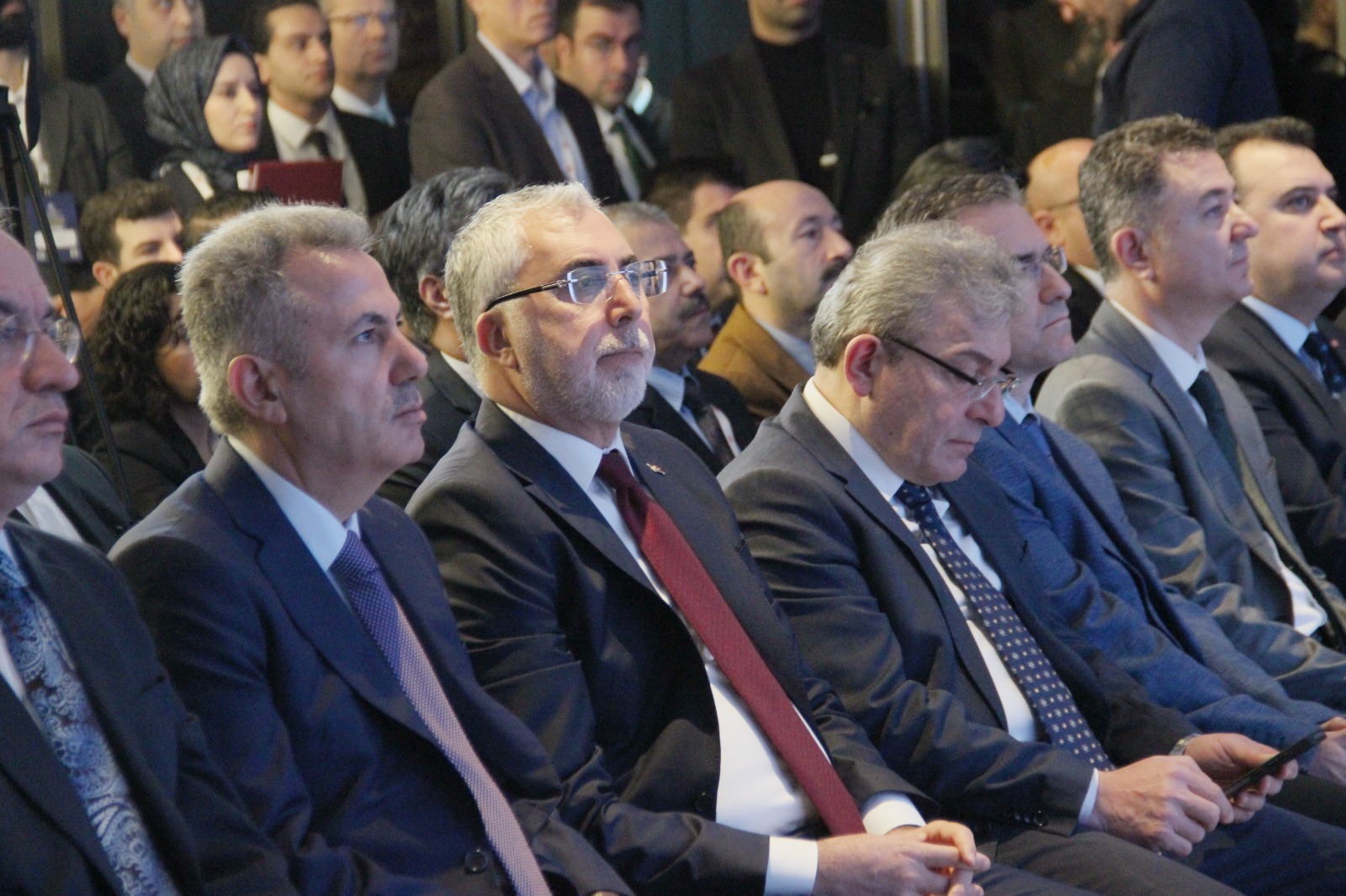 Asgari Ücret Için Geri Sayım Başladı Bakan Işıkhan Aralık Ayını Işaret Etti (4)