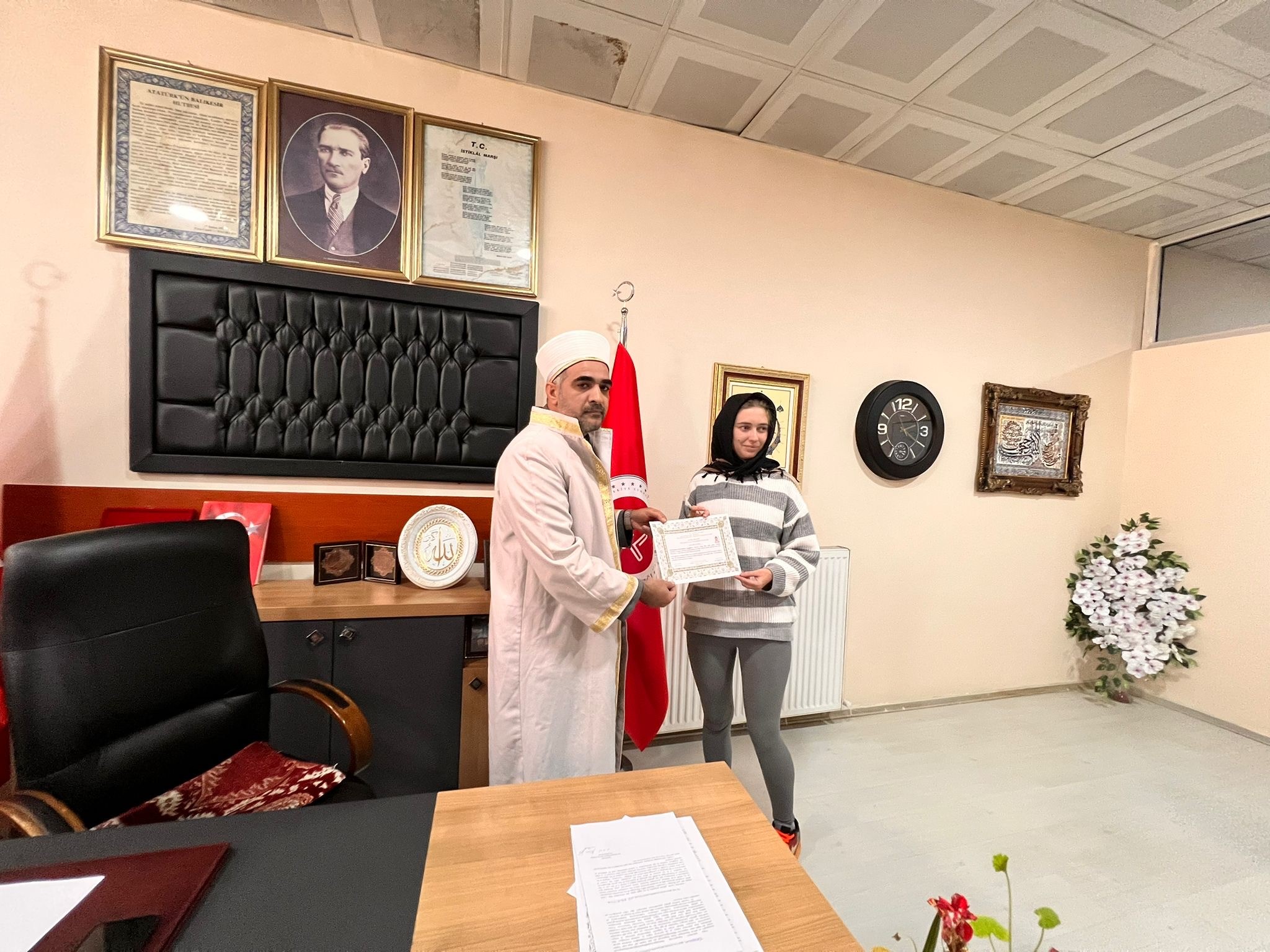 Aşkın Dönüştürdüğü Hayat Rus Alina Müslüman Olup ‘Rüya’ Adını Aldı (2)