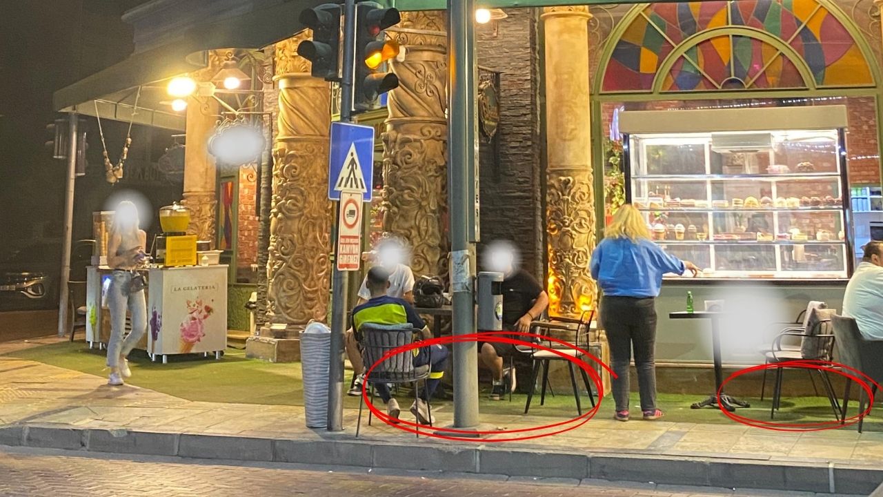 Ataturk Caddes Uzeri Kaldirim Ihlali