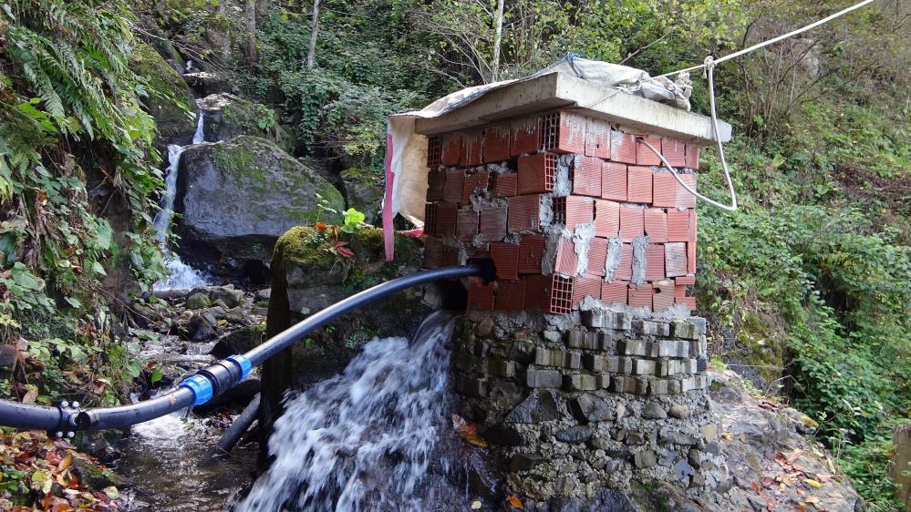Baba Ogul Mikro Hesle Koylere Elektrik Uretiyor (6)