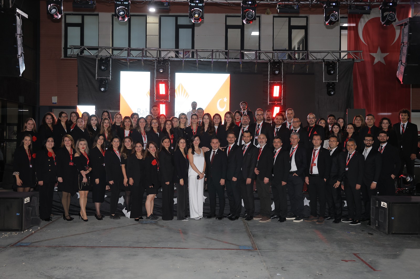 Bahçeşehi̇r (5)-16