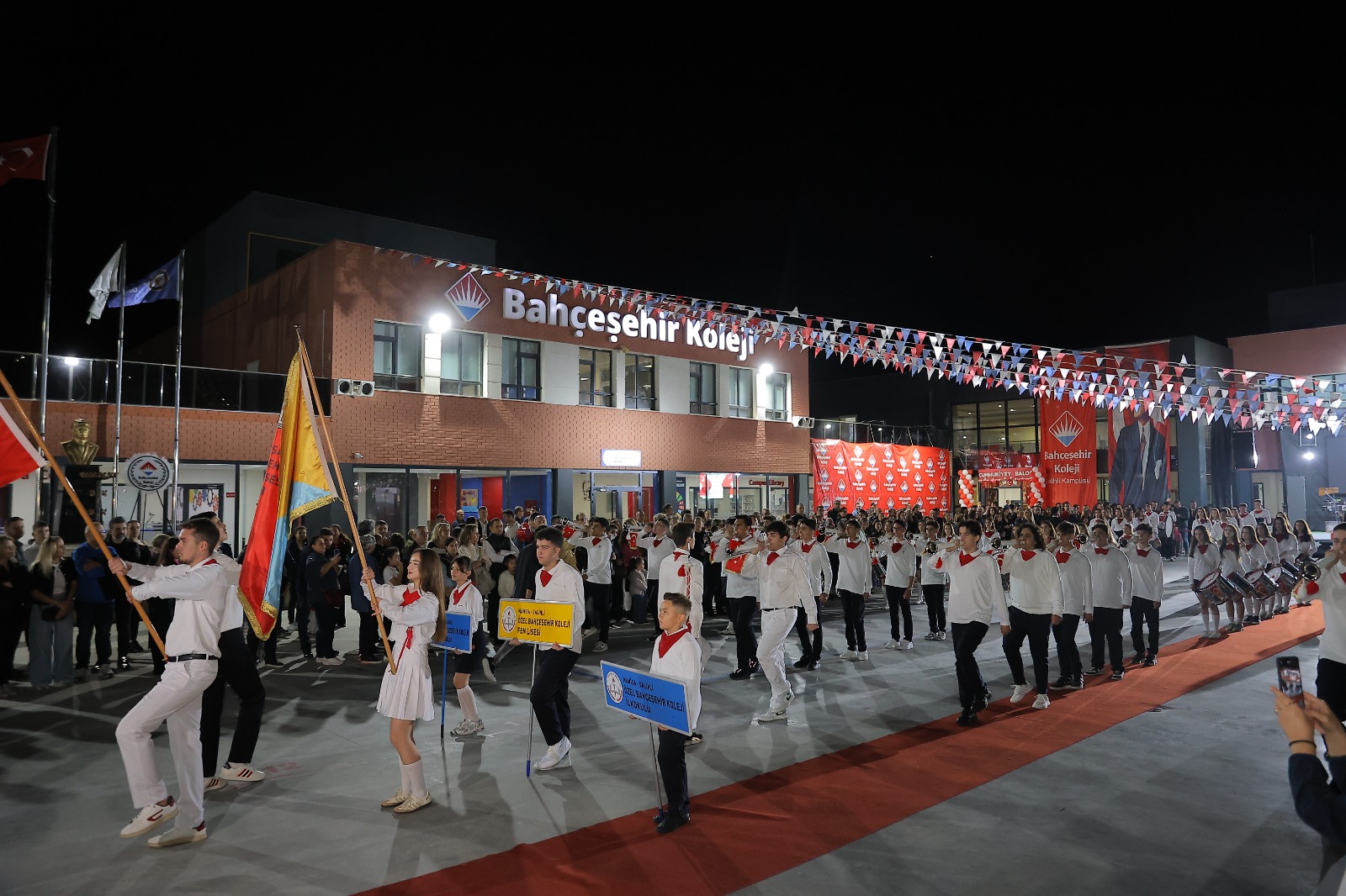 Bahçeşehi̇r (6)-12