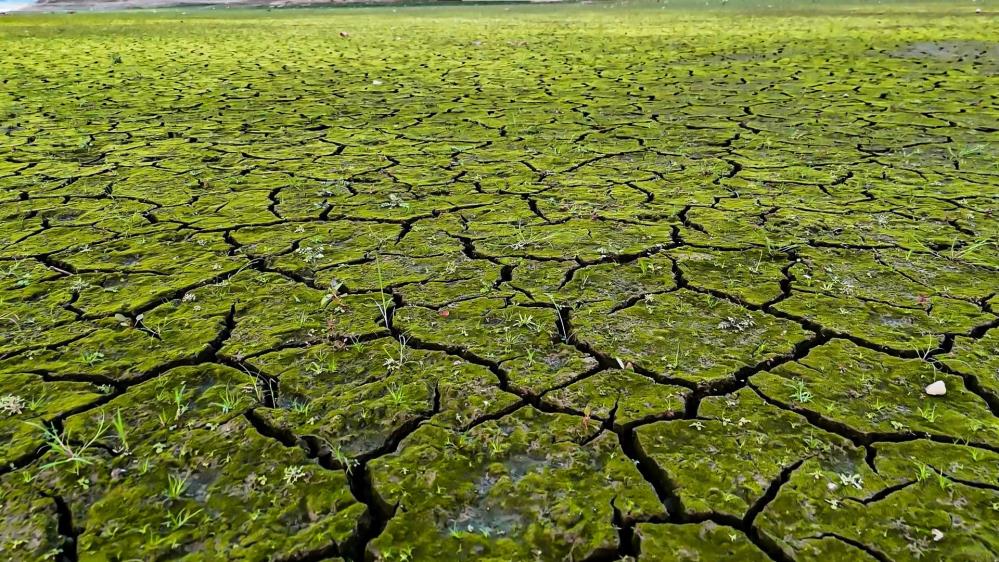 Barajlarda Alarm Kurakligin Boyutu Havadan Goruntulendi (2)