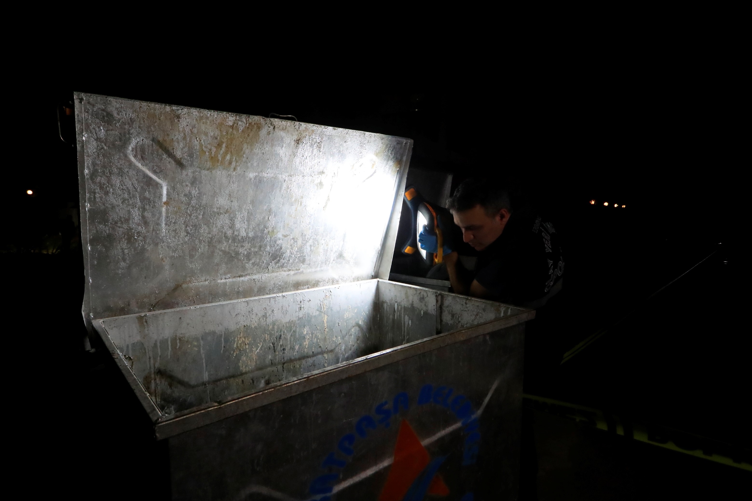 Barış Masasında Katliam Akrabasını 22 El Ateşle Öldürdü (10)