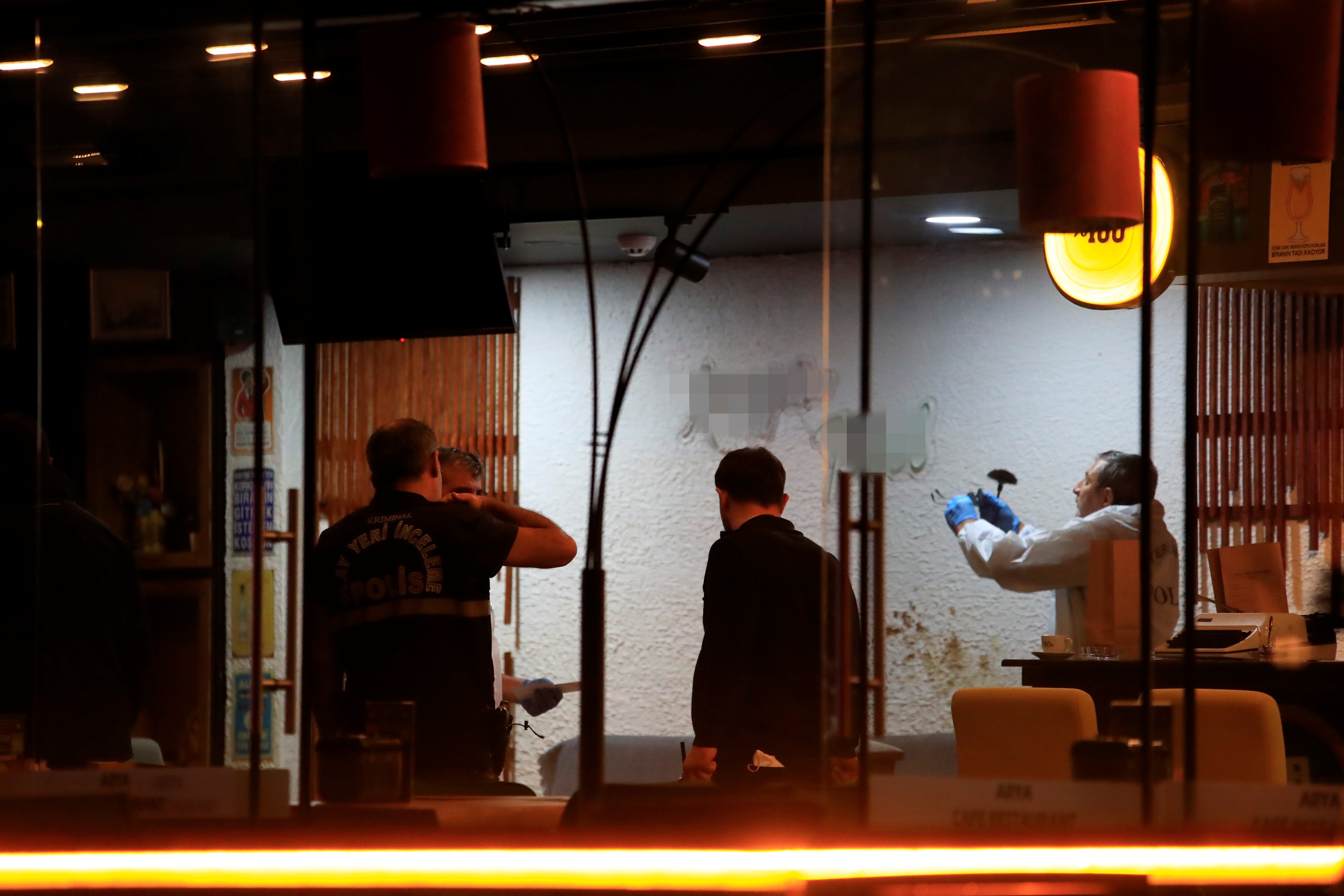 Barış Masasında Katliam Akrabasını 22 El Ateşle Öldürdü (11)