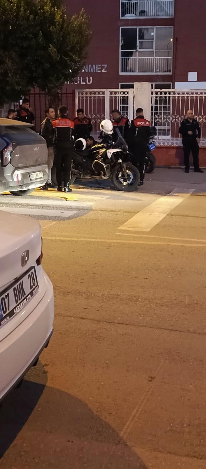 Barış Masasında Katliam Akrabasını 22 El Ateşle Öldürdü (6)