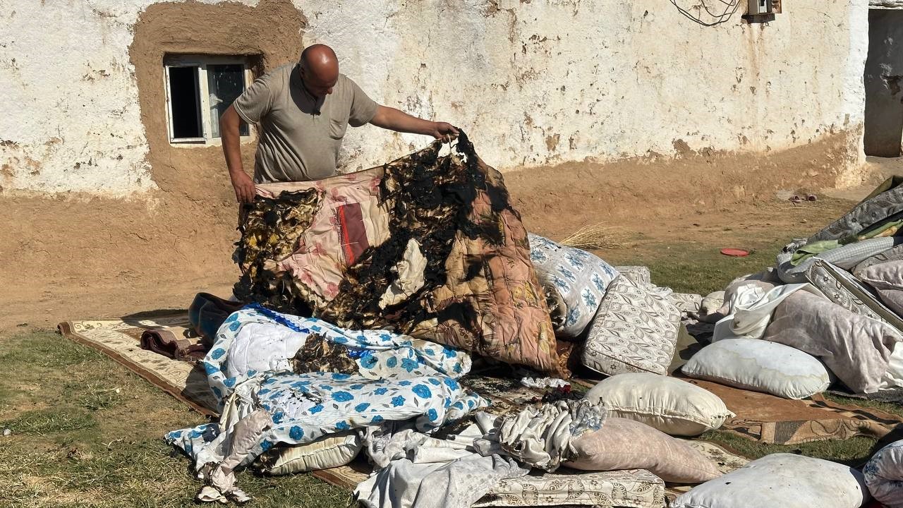 Bilim De Mahalleli De Saskin Bu Evdeki Yanginlar Aciklanamiyor (3)