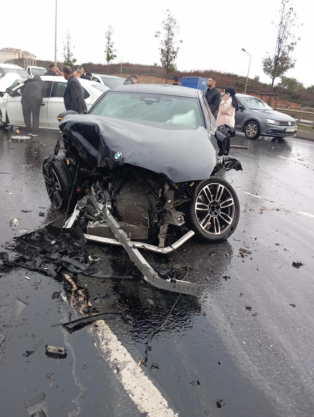 Bir Aile Yok Oldu Anne Ve Oğlu Feci Kazada Can Verdi (7)