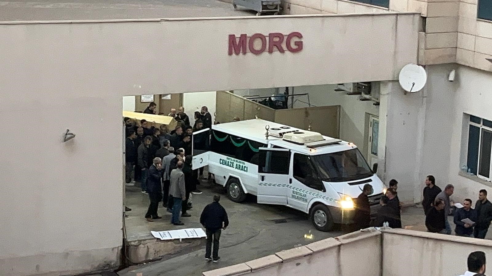 Bir Aile Yok Oldu Eşini Ve Amcasını Öldüren Saldırgan Tutuklandı (3)