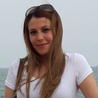 Bir Anda Dengesini Kaybetti… Genç Öğretmenin Ölümü Eğitim Camiasını Yasa Boğdu (10)