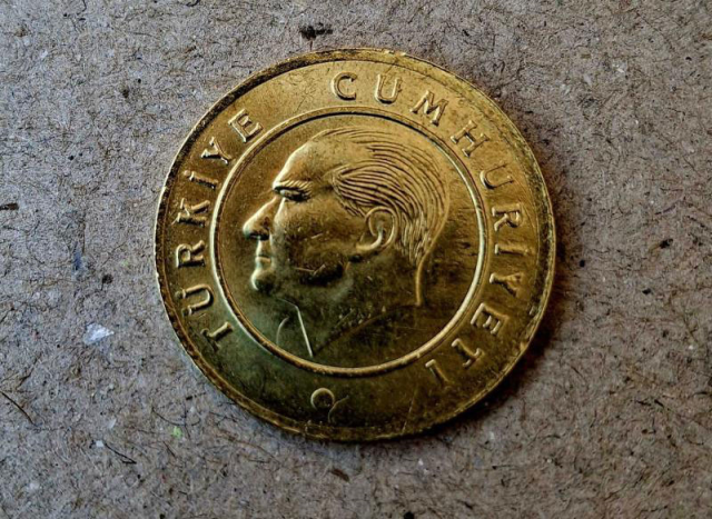 Bir Donem Herkesin Cebindeydi 25 Kurus 34 Bin Liraya Satiliyor (2)