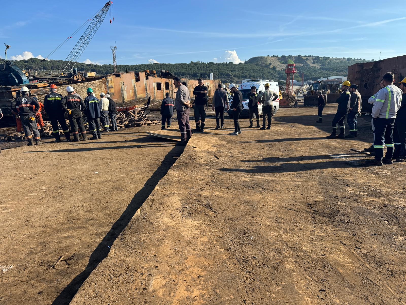 Bir Gün Önce Doğum Günüydü… Gemi Parçasının Altında Can Verdi (3)