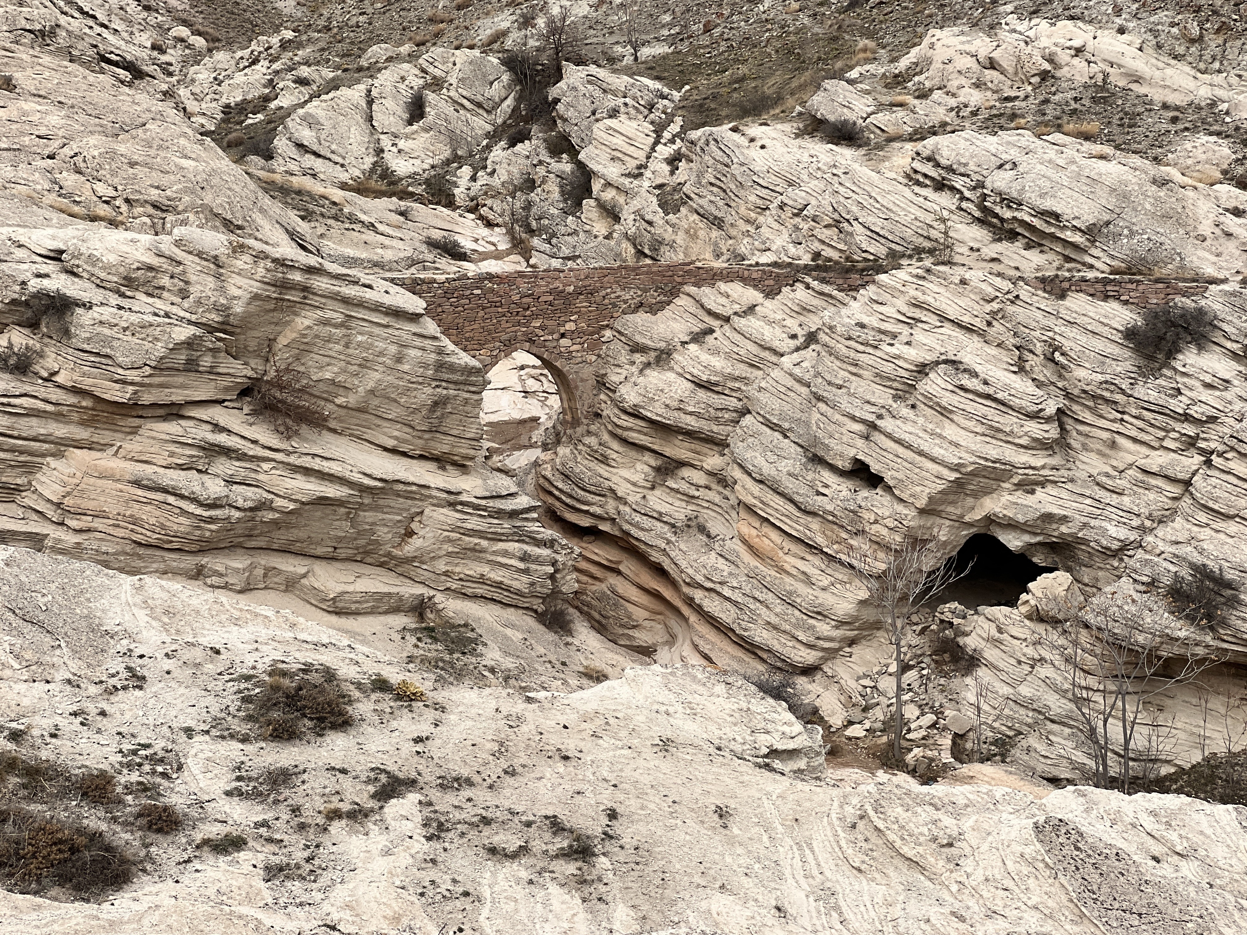 Bizanstan Gunumuze Gelen Urkutucu Miras Dar Ve Yuksek Gecidiyle Ziyaretcileri Korkutuyor (2)