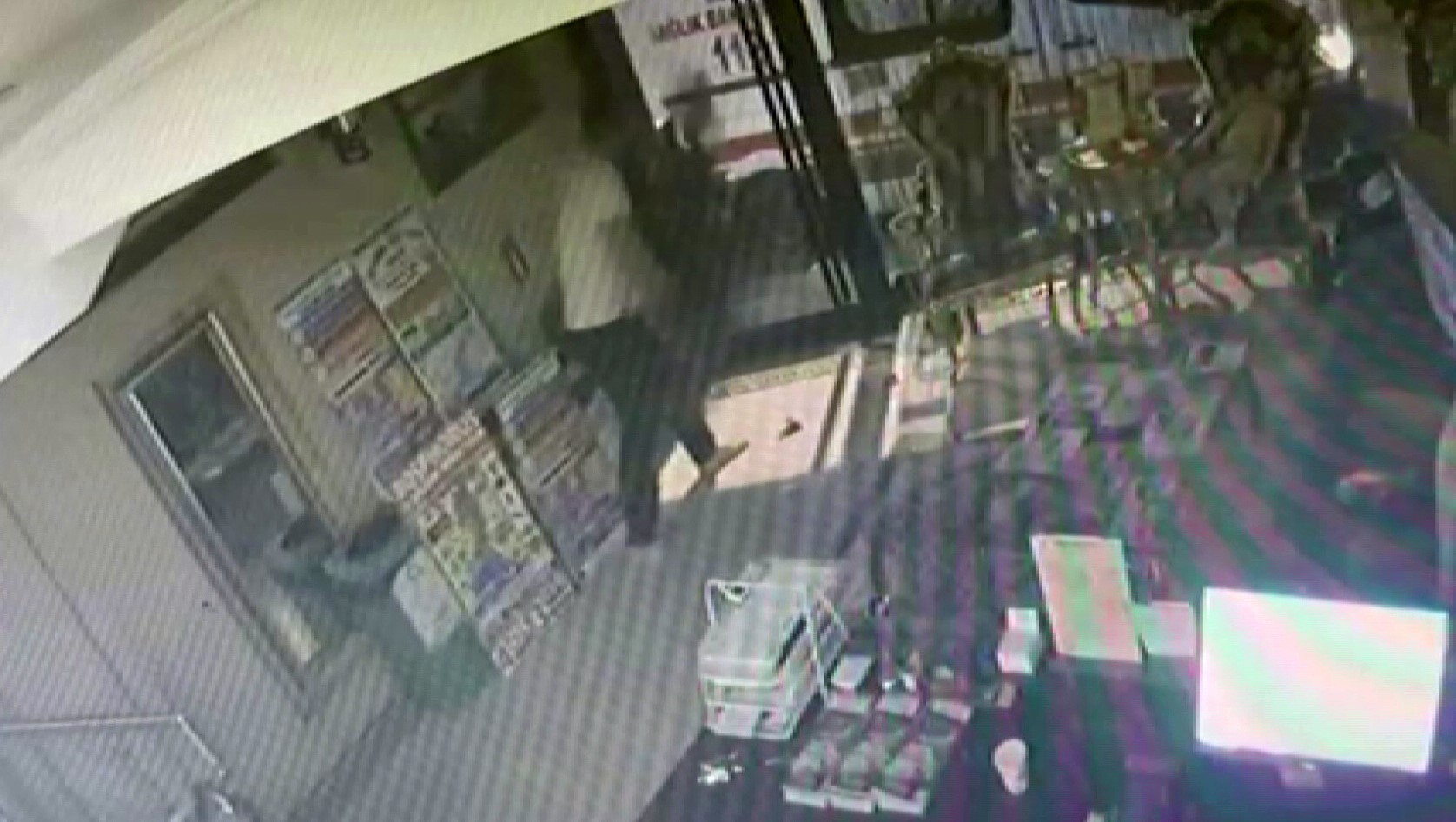 Böcek Ailesinin Ölümünde Şok Bulgular Oda Eşyalarında ‘Zehir’ Çıktı (2)