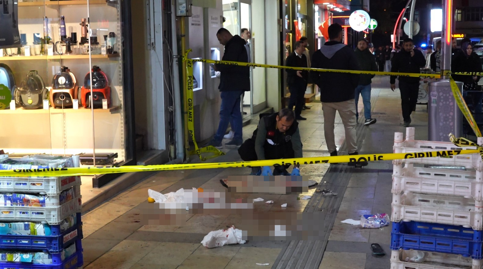 Boşanma Kavgası Kanlı Bitti Eşini Sokak Ortasında Bıçakladı (4)