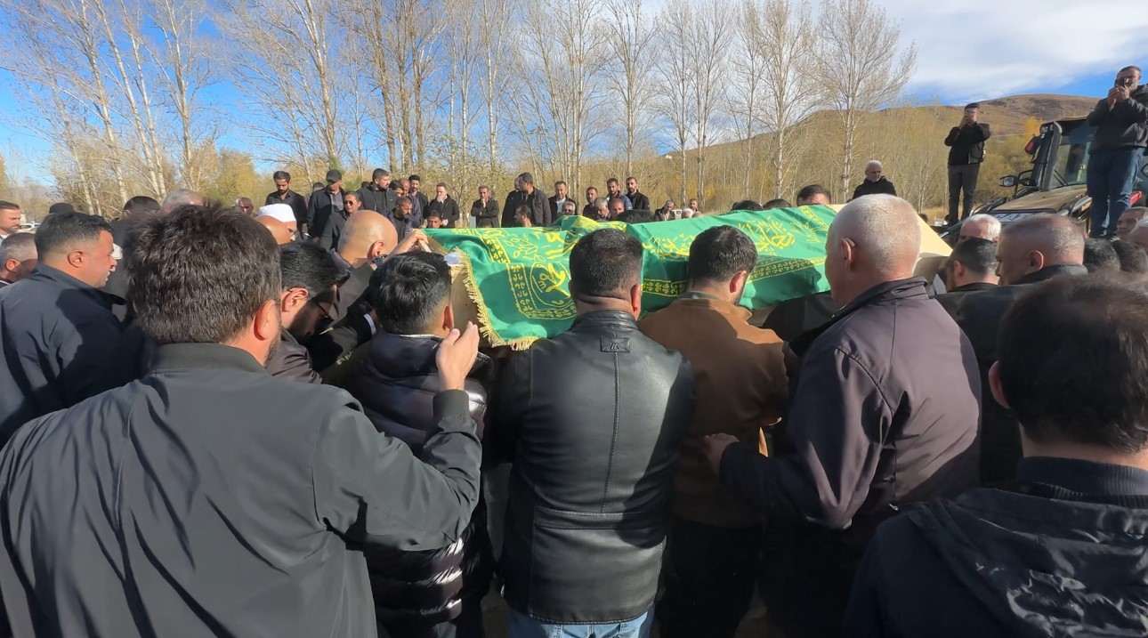 Dehşet Kazada Ölü Sayısı Artıyor Yaralı Kadından Acı Haber Geldi, Ölü Sayısı 4’E Yükseldi (8)