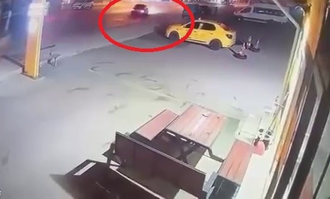Drift Faciası Anbean Kamerada Motosiklete Çarpıp Kaçtı (2)