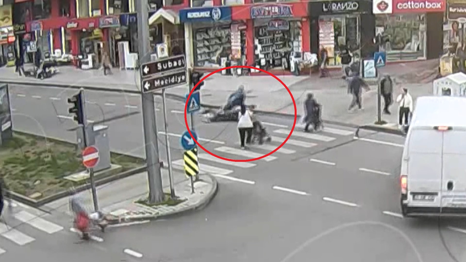 Ekim Ayında Meydana Gelen Motosiklet Kazalarının Büyük Bölümünün Hız, Kırmızı Işık Ve Şerit Ihlallerinden Kaynaklandığı Ortaya Çıktı. (3)