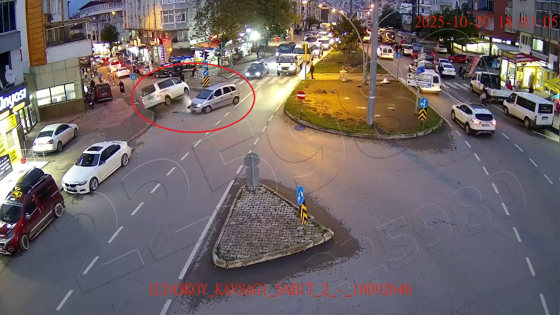 Ekim Ayında Meydana Gelen Motosiklet Kazalarının Büyük Bölümünün Hız, Kırmızı Işık Ve Şerit Ihlallerinden Kaynaklandığı Ortaya Çıktı. (5)