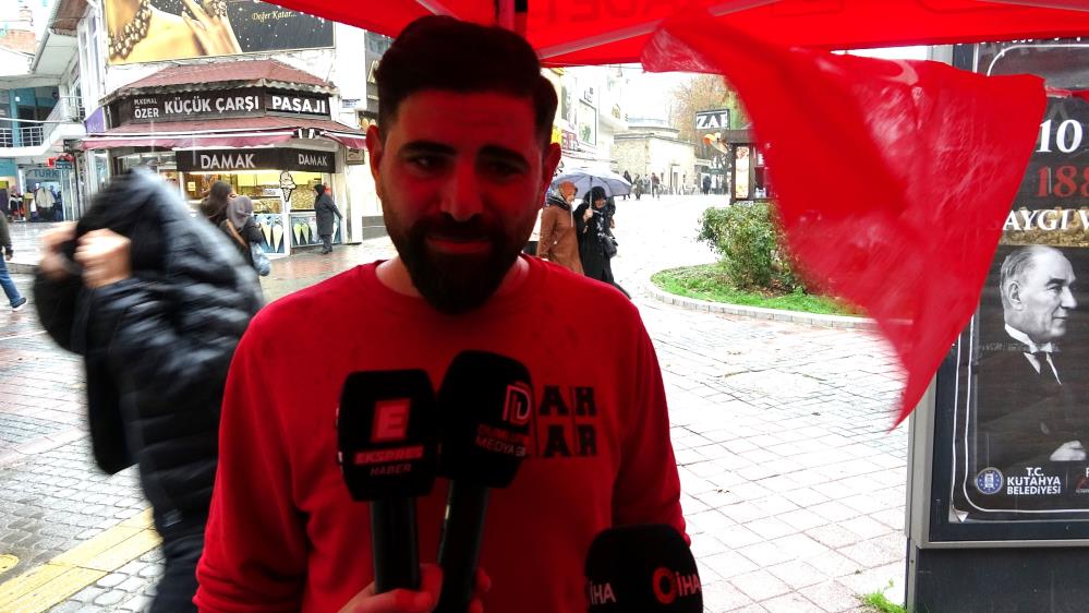 Ekonomik Zorluklara Ragmen Durustluk Kazandi Kuyumcunun Fazla Odemesini Iade Etti (2)