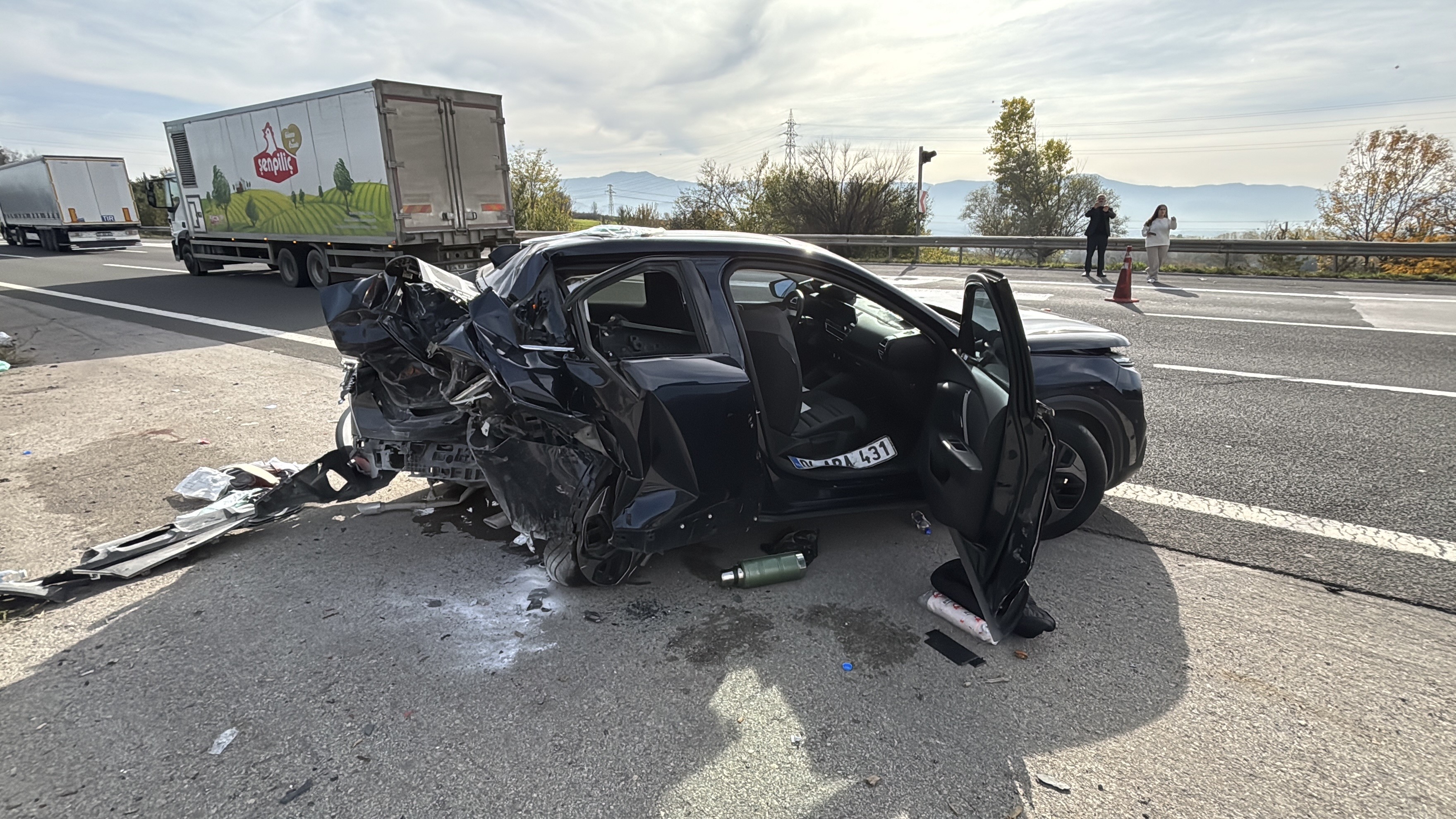 Emniyet Şeridindeki Otomobile Cip Çarptı 9 Yaşındaki Çocuk Hayatını Kaybetti, 4 Yaralı (9)