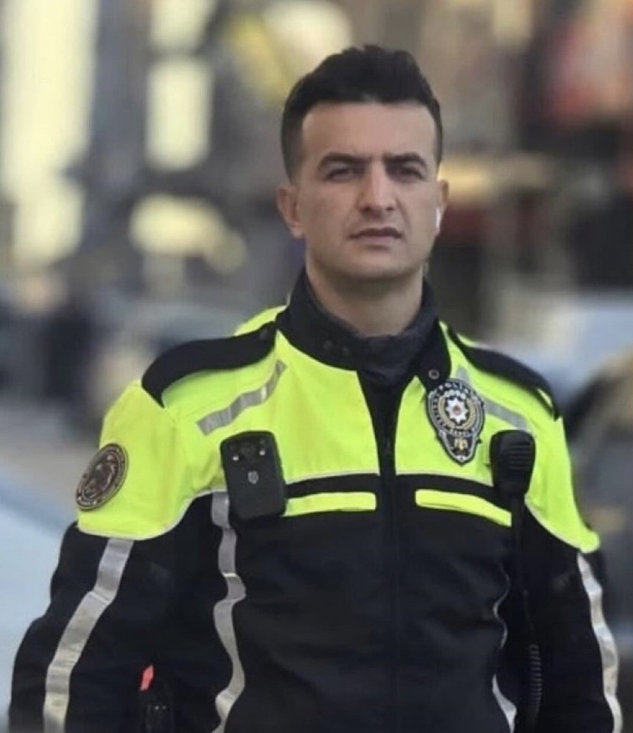 Emniyet Teşkilatında Yas Genç Polis Görev Başında Şehit Oldu (2)