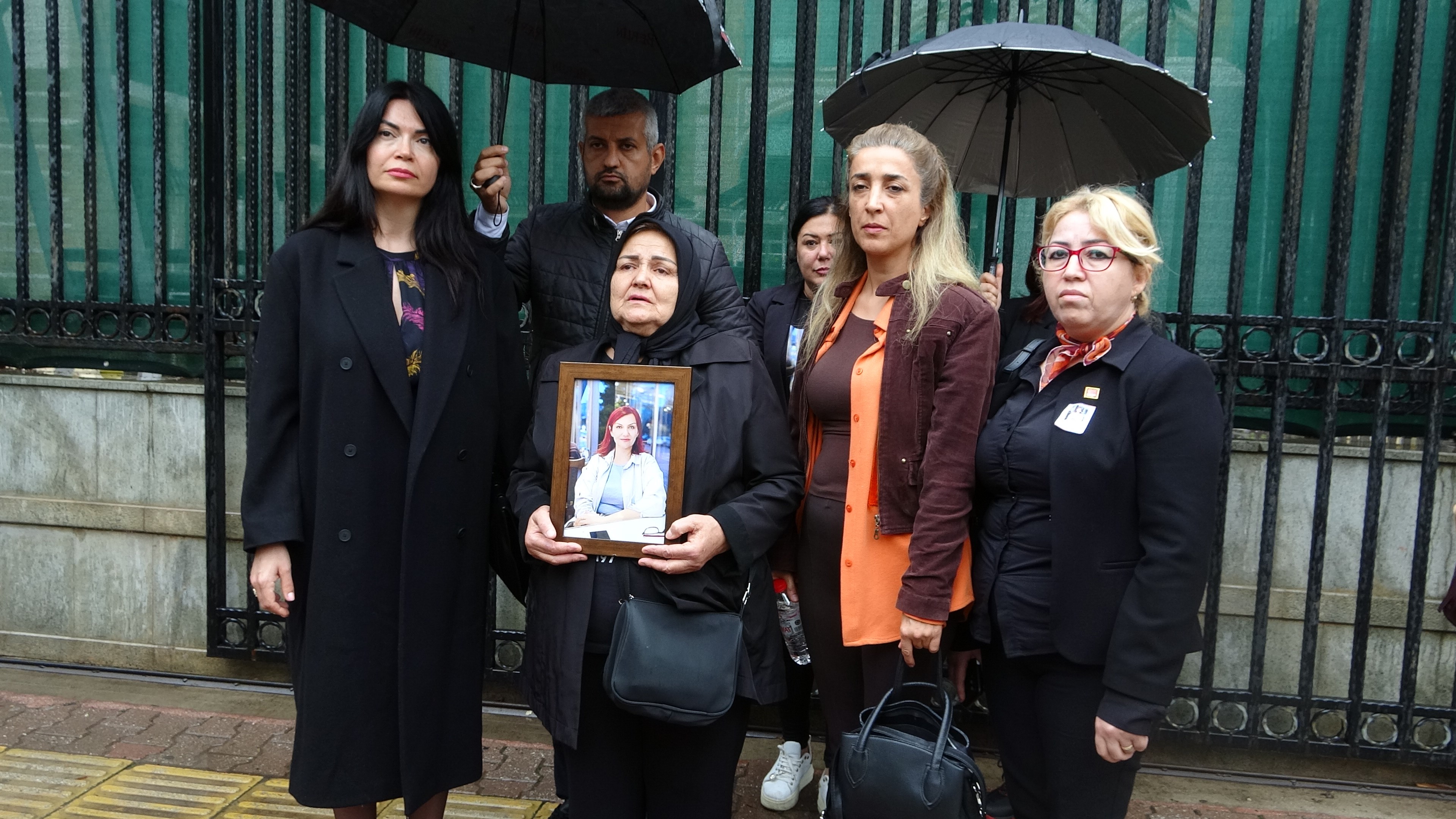 Esini 9 Kursunla Olduren Sanigin Tehdit Kayitlari Ortaya Cikti Avukatlardan Tepki Ceke (2)