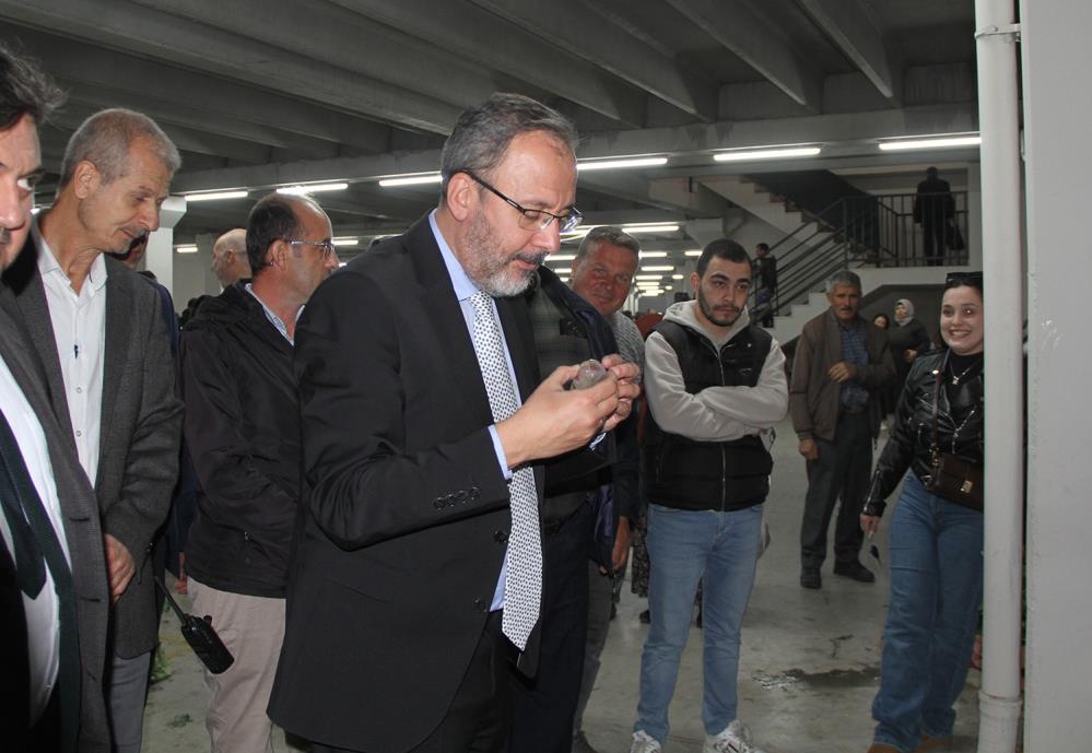 Eski Bakan Kasapoglu Kulada Esnaf Ve Muhtarlarla Bulustu (4)