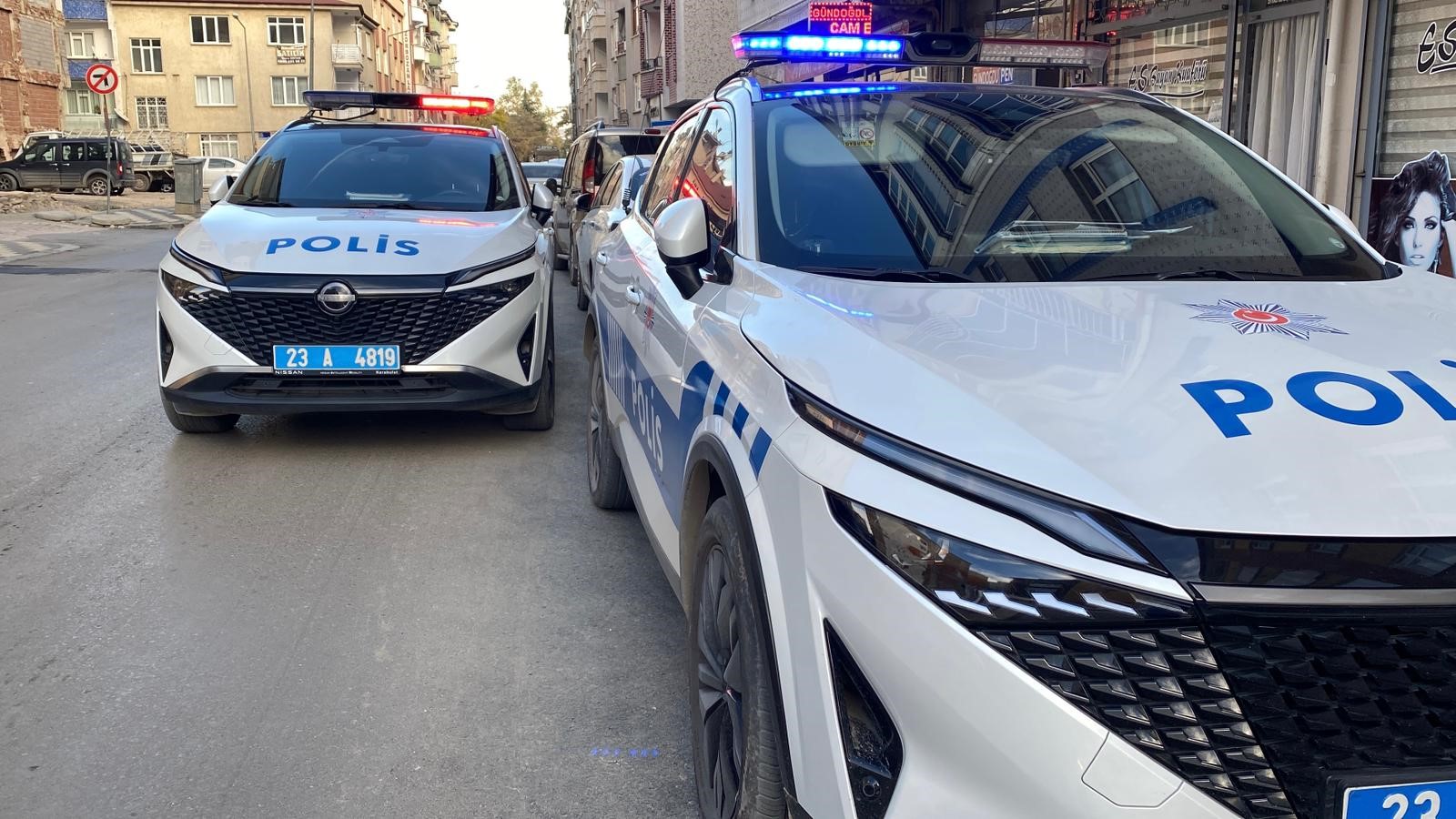 Evde Yaşanan Korku Dolu Anlar Bunalıma Giren Kadın Yaşam Mücadelesi Veriyor (2)