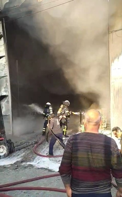 Facia Anı Kaydedildi 6 Kişinin Can Verdiği Yangında Yeni Görüntüler Ortaya Çıktı (2)