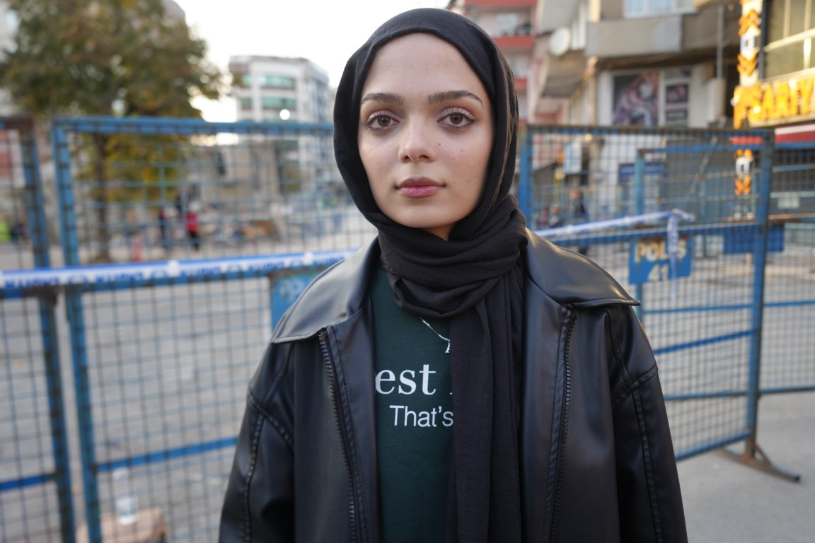 Gebzede Faciaya Ramak Kala Yan Apartman Saniyelerle Kurtuldu Bir Aile Topragin Altinda (4) (Orta)