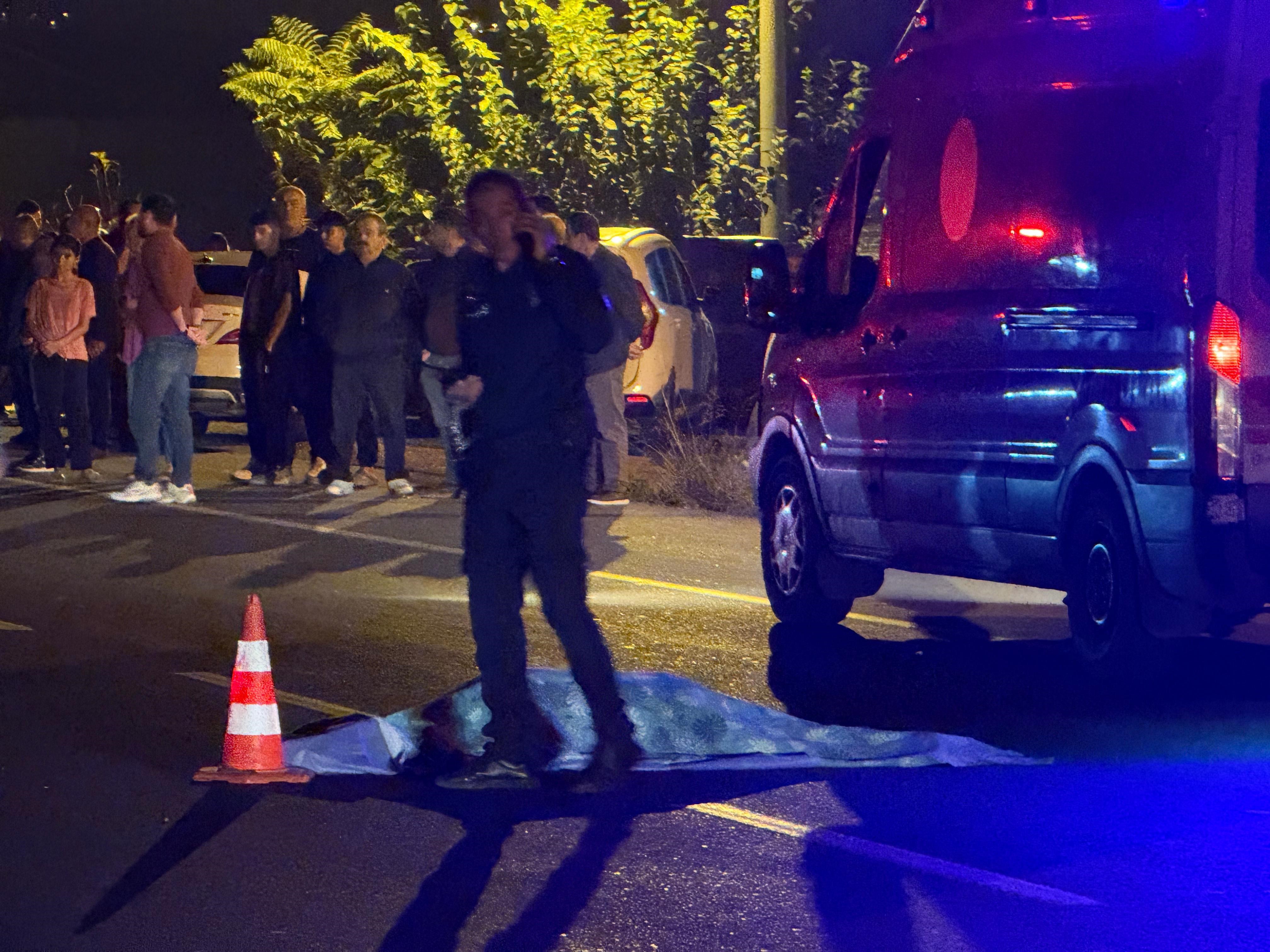 Gece Yarısı Can Alan Çarpışma Yaşlı Adam Hayatını Kaybetti (5)