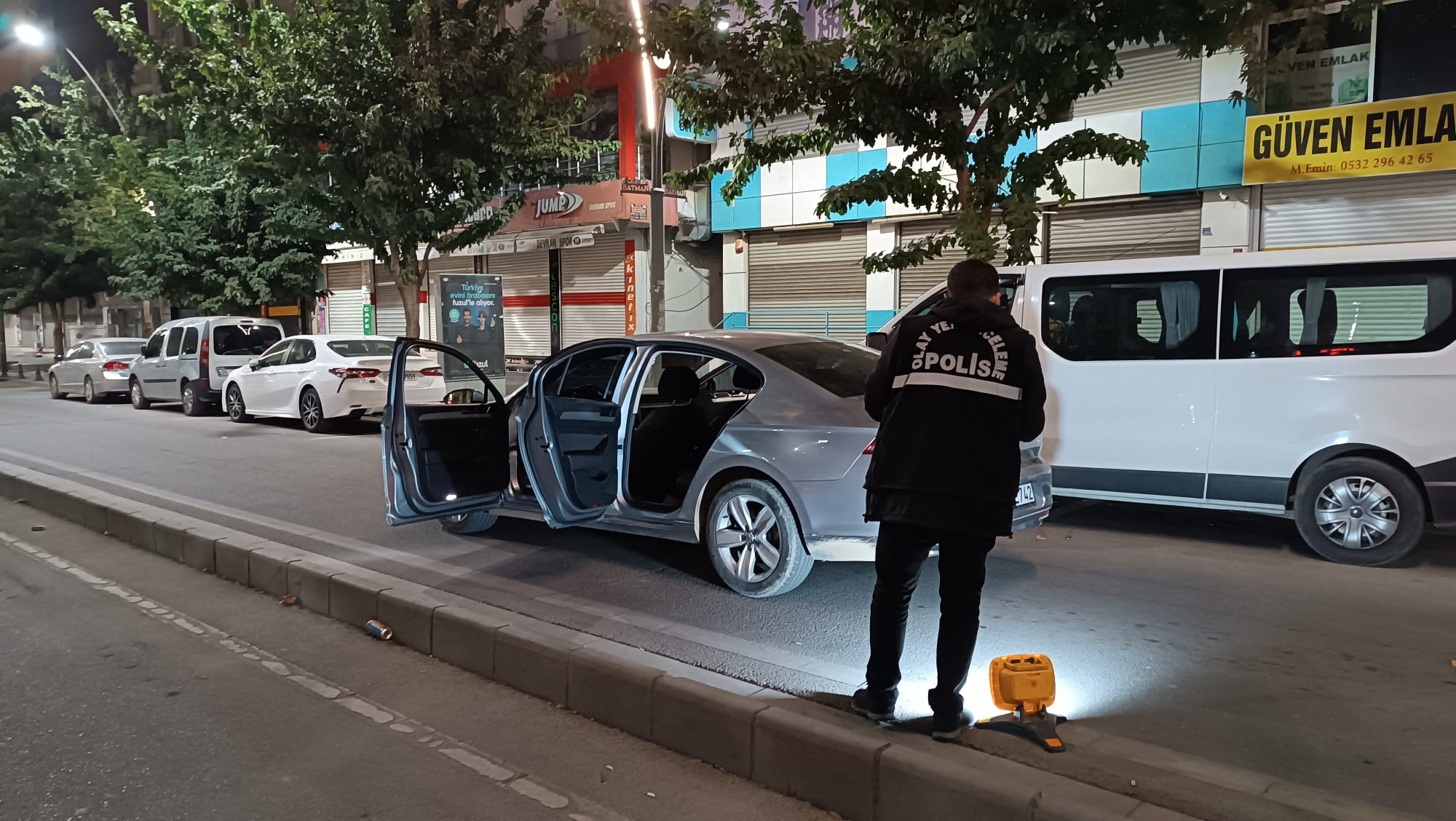 Gece Yarısı Silahlar Konuştu İki Grup Arasındaki Kavgada 1 Ölü, 2 Yaralı (6)