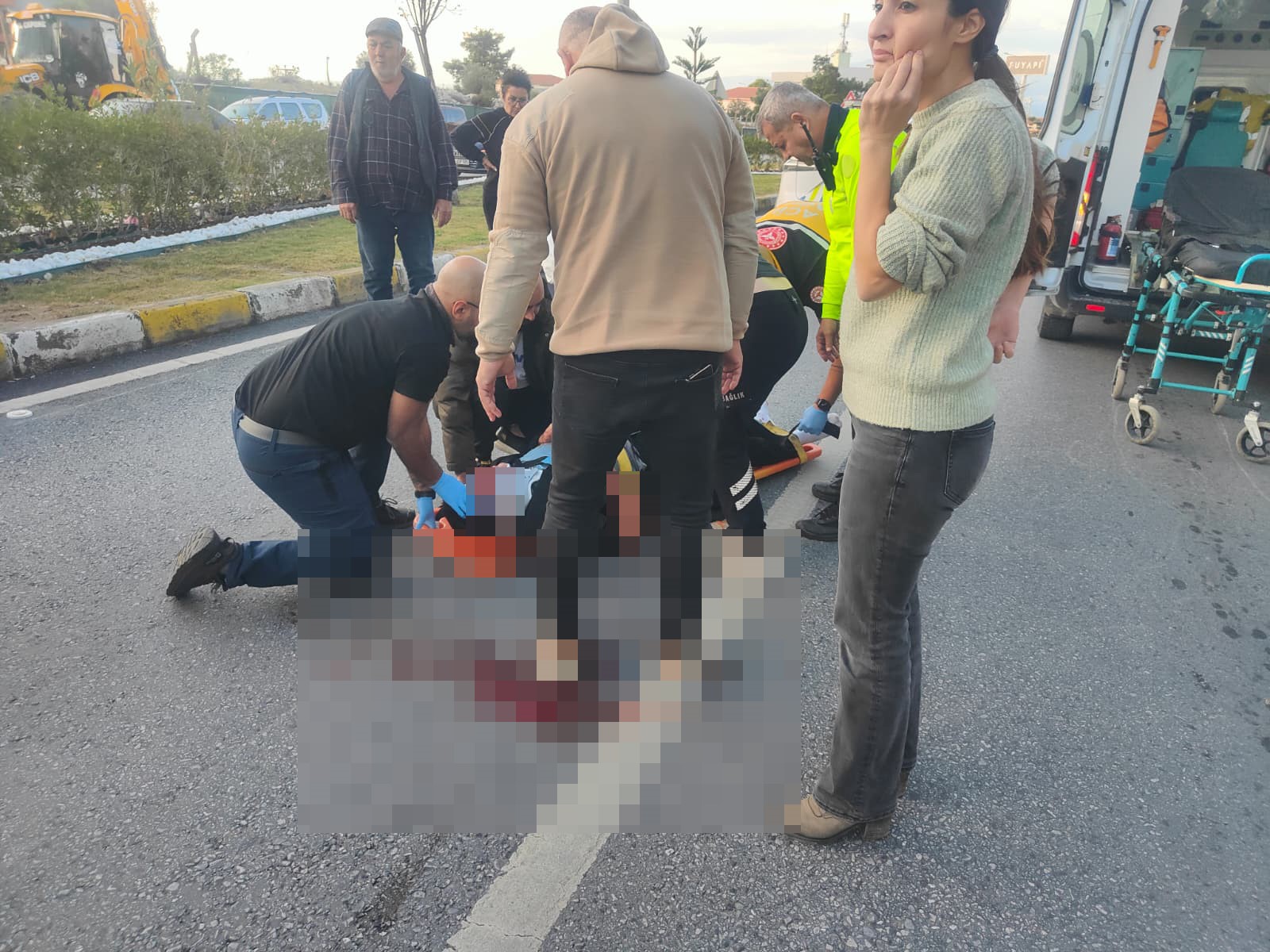 Gençlerin Trafik Kabusu 1 Ölü, 1 Ağır Yaralı (2)