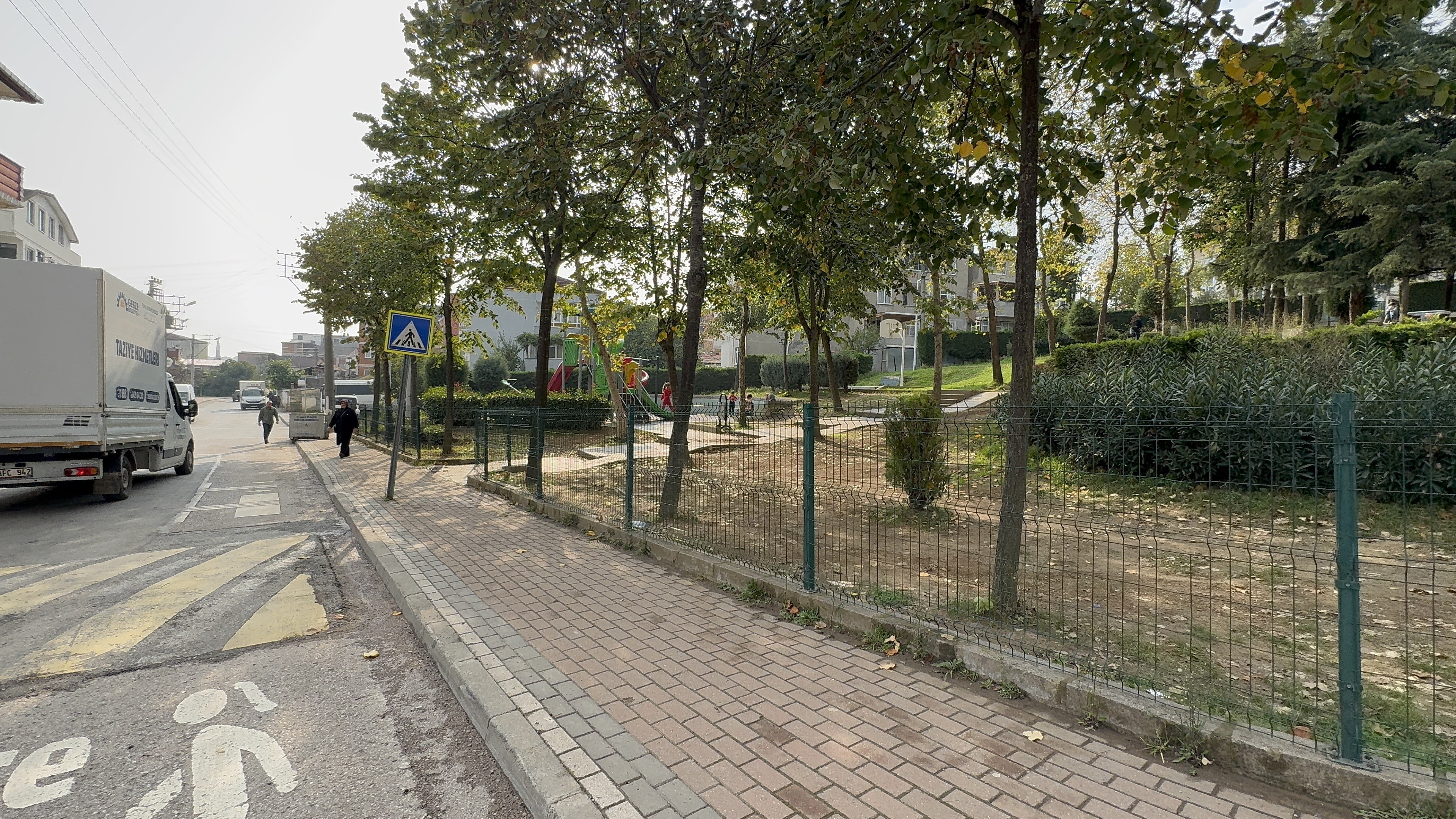 Görev Başında Feci Ölüm Belediye Işçisi Çöp Kamyonunun Altında Can Verdi (3)