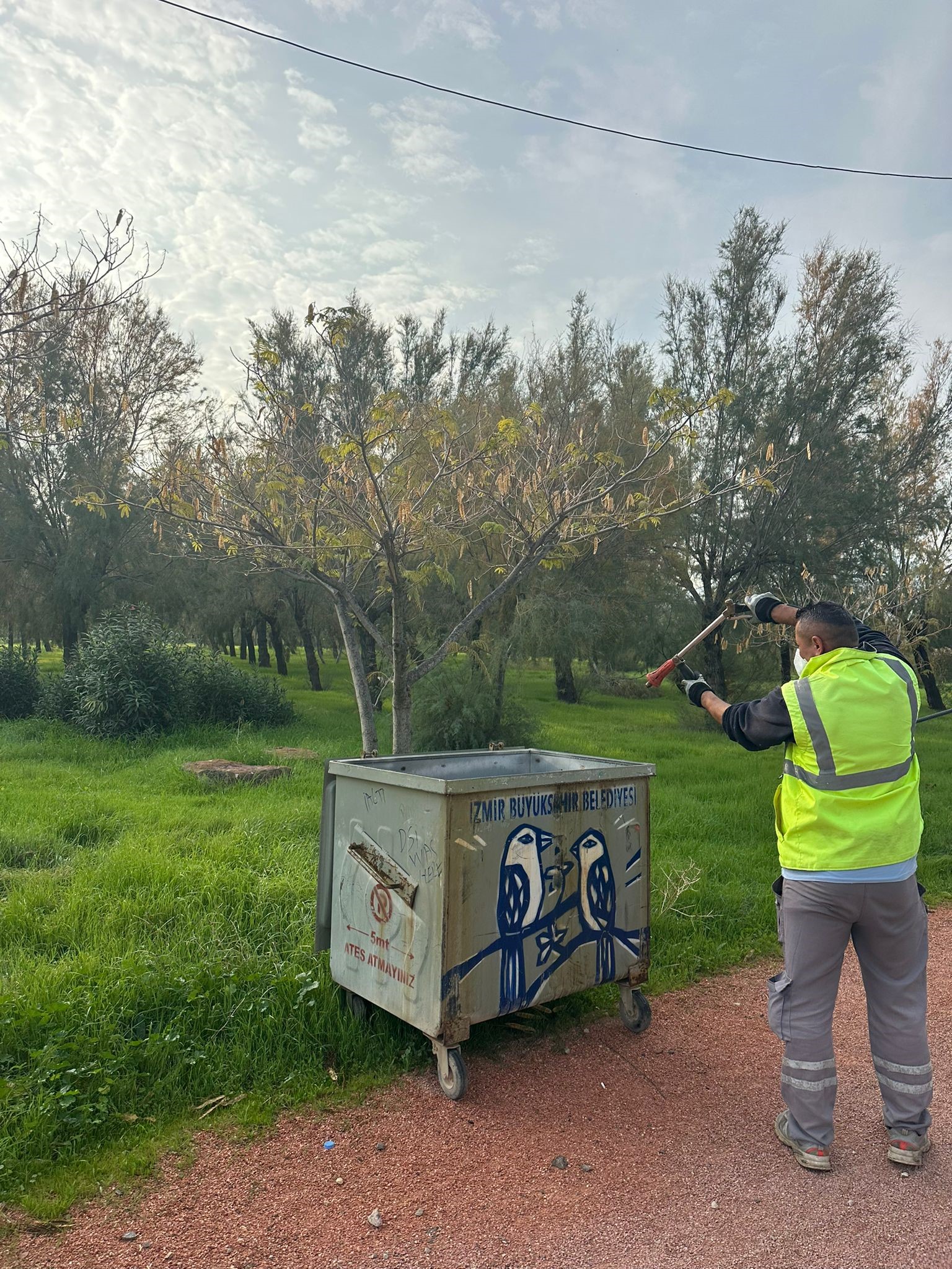 Görev Başında Feci Ölüm Belediye Işçisi Çöp Kamyonunun Altında Can Verdi (6)