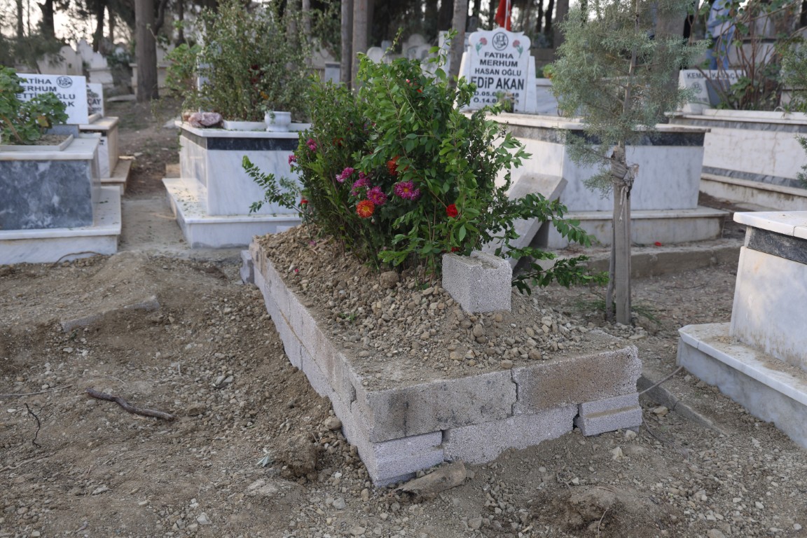 Gozyaslariyla Topraga Verdigi Yegeni Icin Isyan Etti Dilanin Olumune Neden Olanlar Cez (5) (Orta)