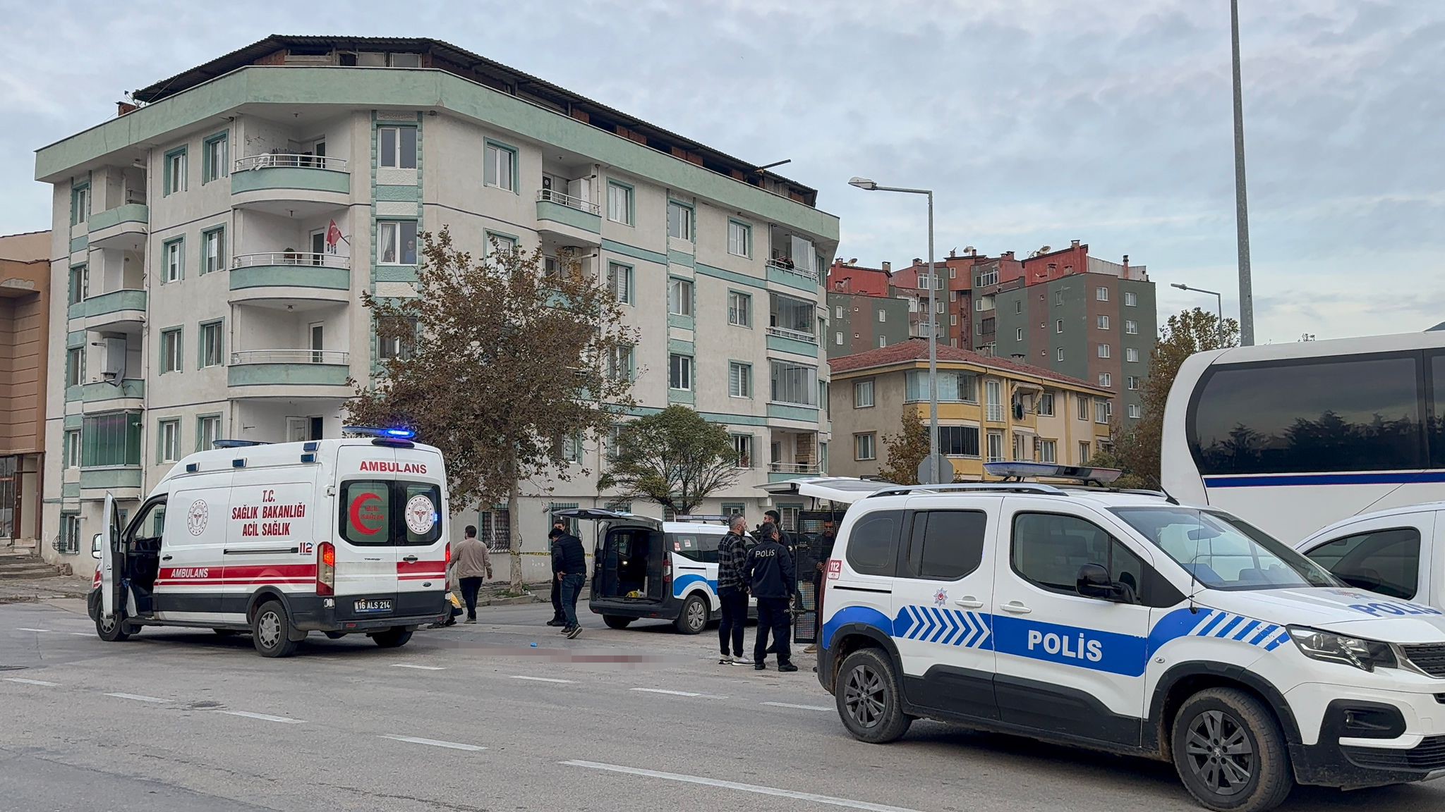 Günün Ilk Işıklarında Kanlı Pusu! Silahlı Saldırıda Bir Kişi Hayatını Kaybetti (5)