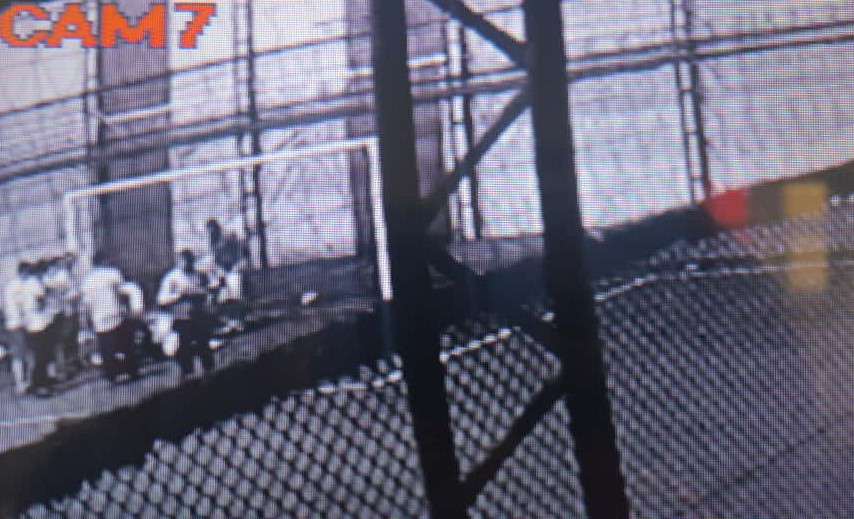 Halı Sahada Acı Ölüm 3 Çocuk Babası Genç Adam Kalbine Yenildi (4)