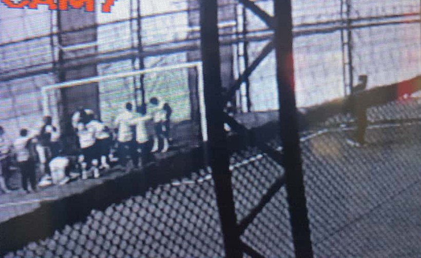 Halı Sahada Acı Ölüm 3 Çocuk Babası Genç Adam Kalbine Yenildi (5)