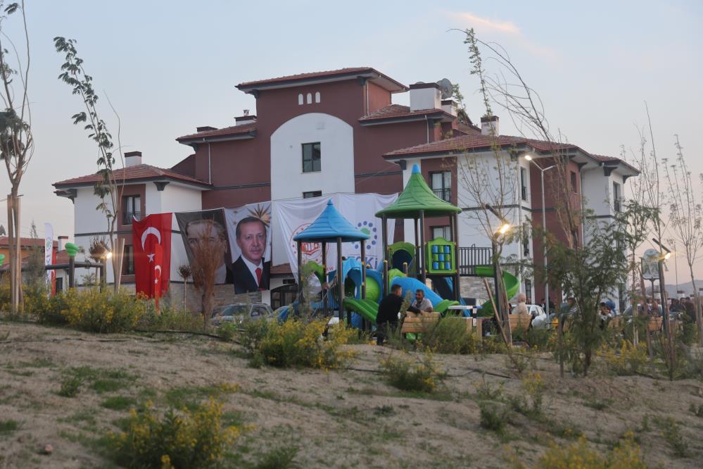 Hatay Depremzedew (3)