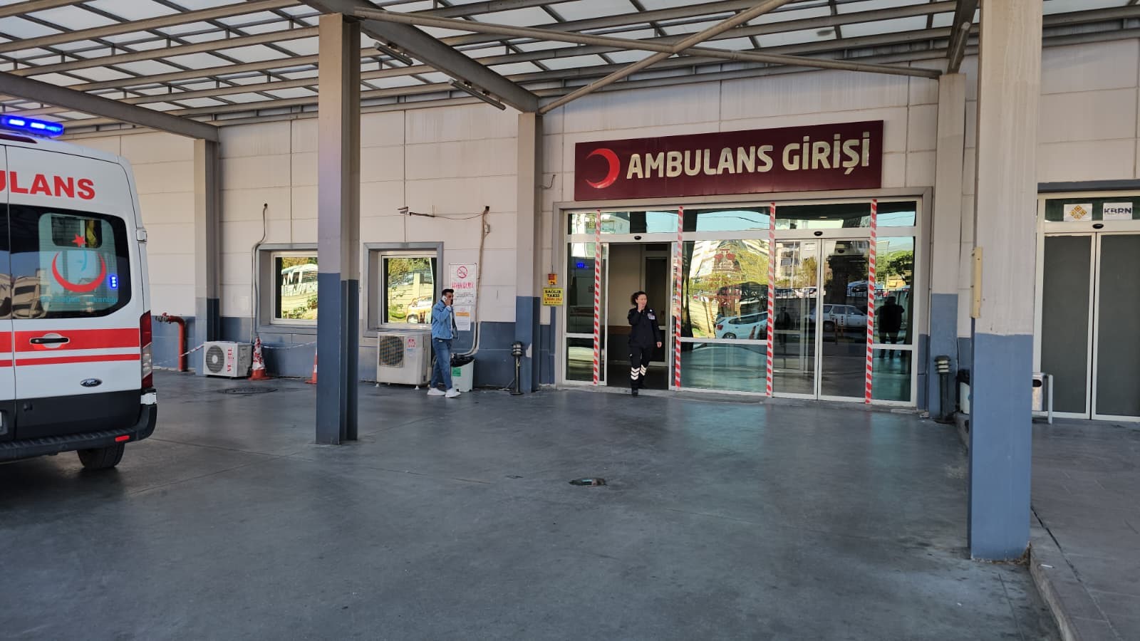 İki Katlı Ev Alev Alev Yandı Genç Kız Hayatını Kaybetti, 3 Yaralı (6)