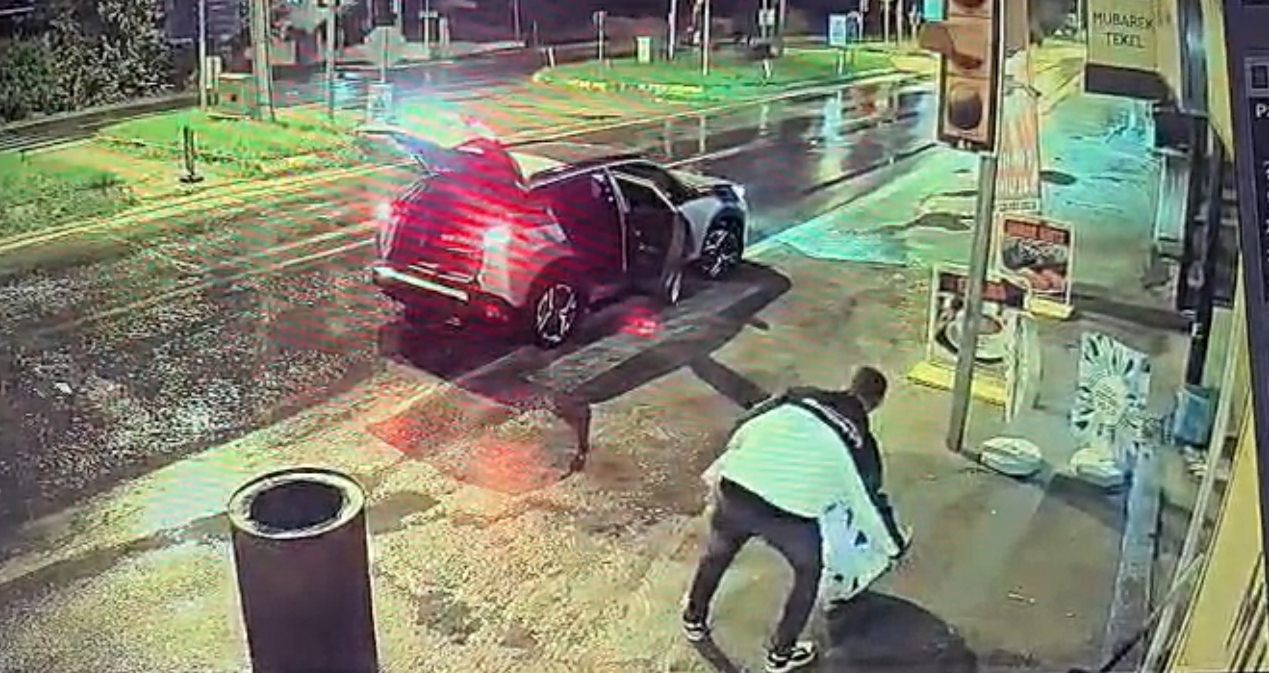 İlginç Hırsızlık Girişimi Varili Sığdıramayınca Geri Bıraktı (4)