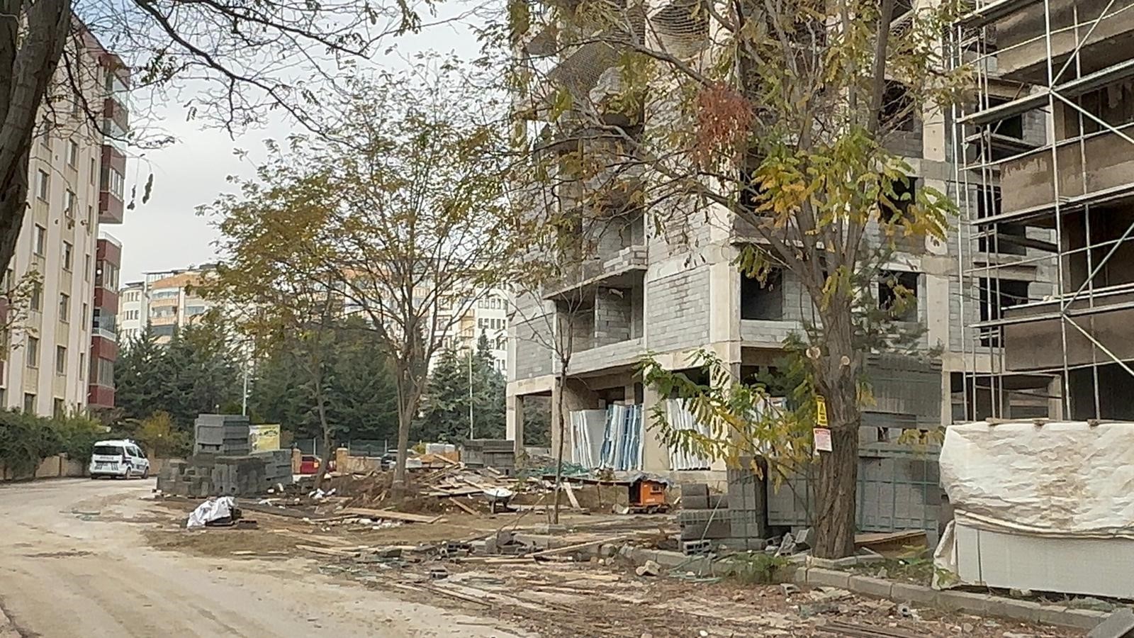 İnşaatta Yürek Burkan Iş Kazası 55 Yaşındaki Işçi Kurtarılamadı (2)